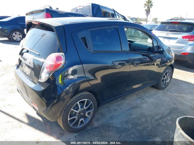 Photo 3 VIN: KL8CD6S9XFC796417 - CHEVROLET SPARK 