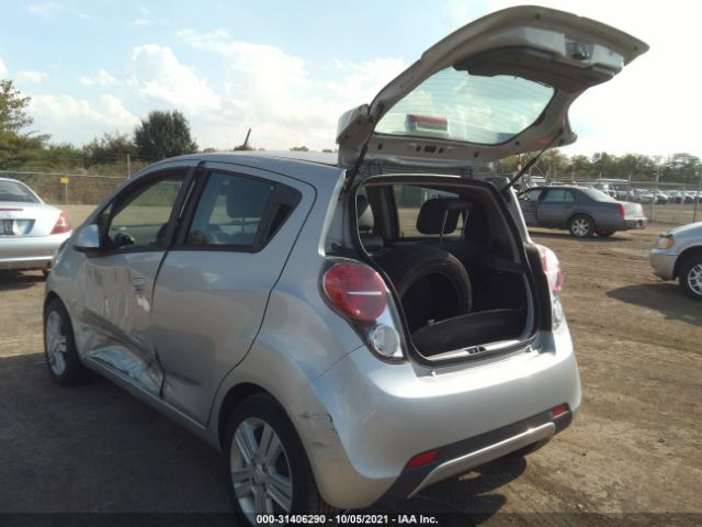 Photo 2 VIN: KL8CD6S9XFC807402 - CHEVROLET SPARK 