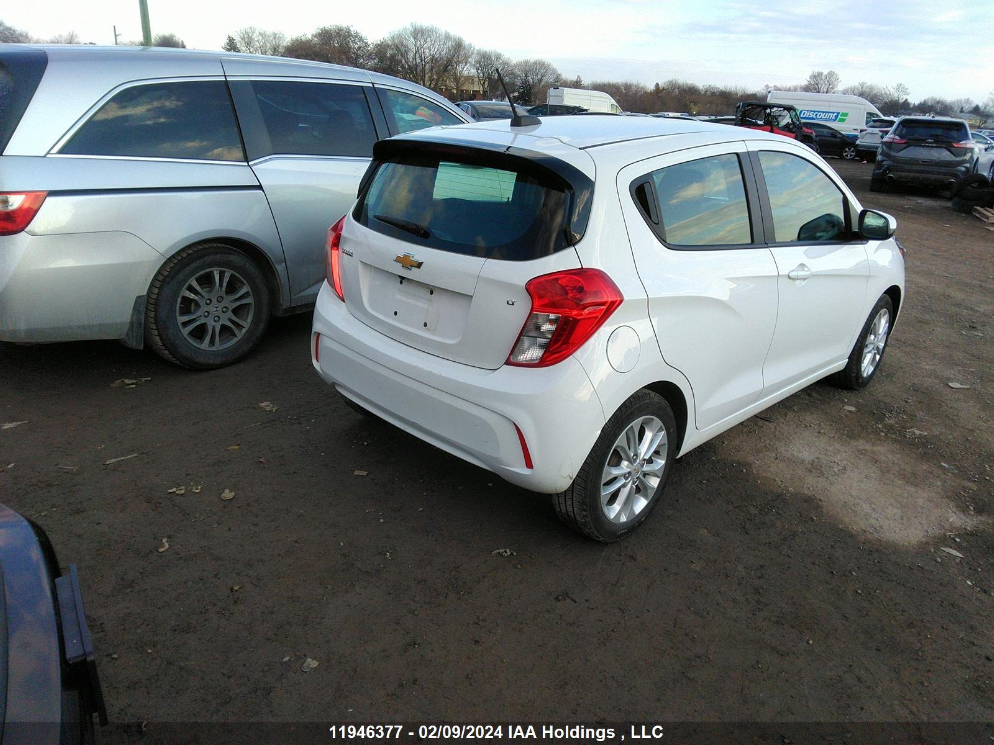 Photo 3 VIN: KL8CD6SA0MC733818 - CHEVROLET SPARK 