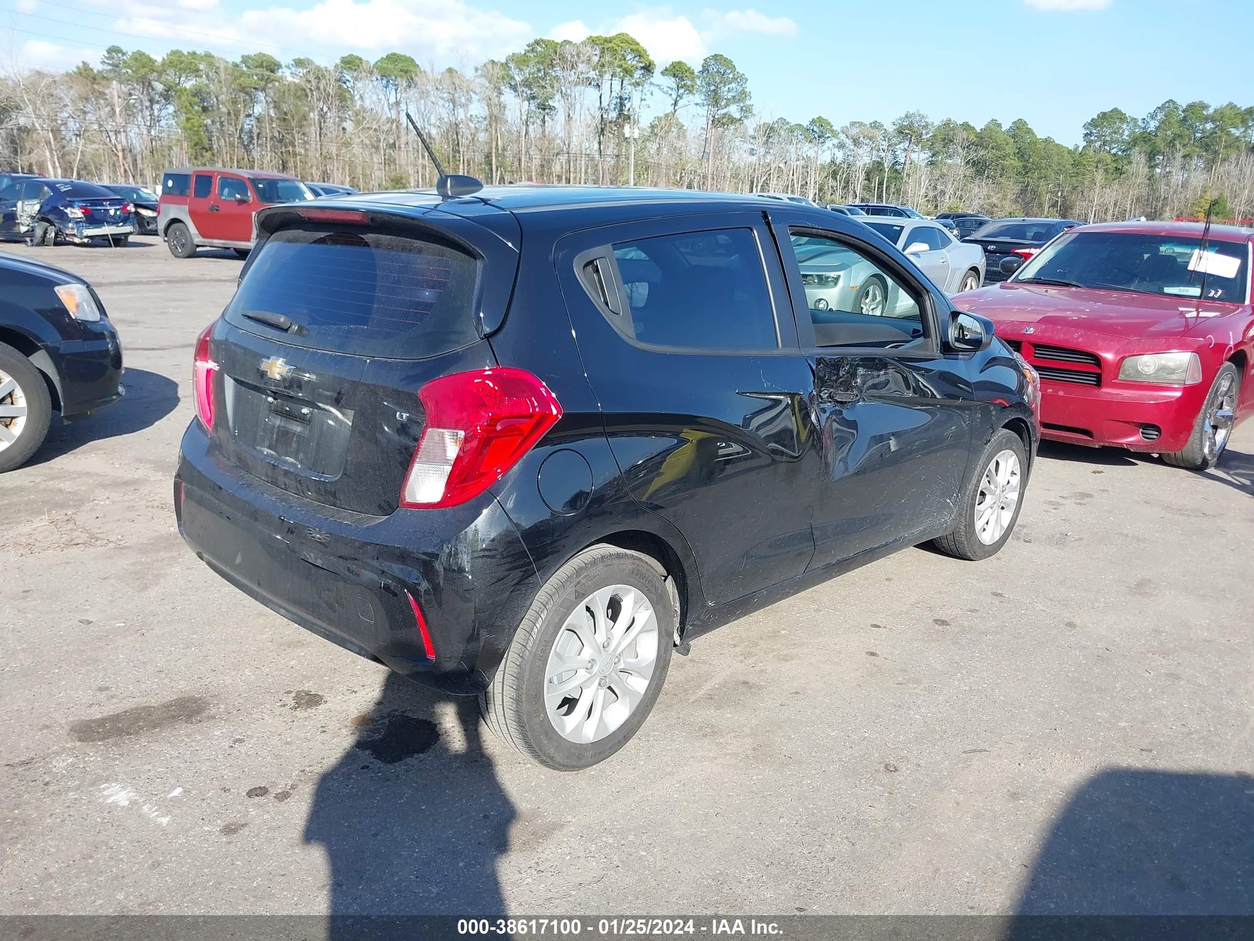 Photo 3 VIN: KL8CD6SA0NC020225 - CHEVROLET SPARK 