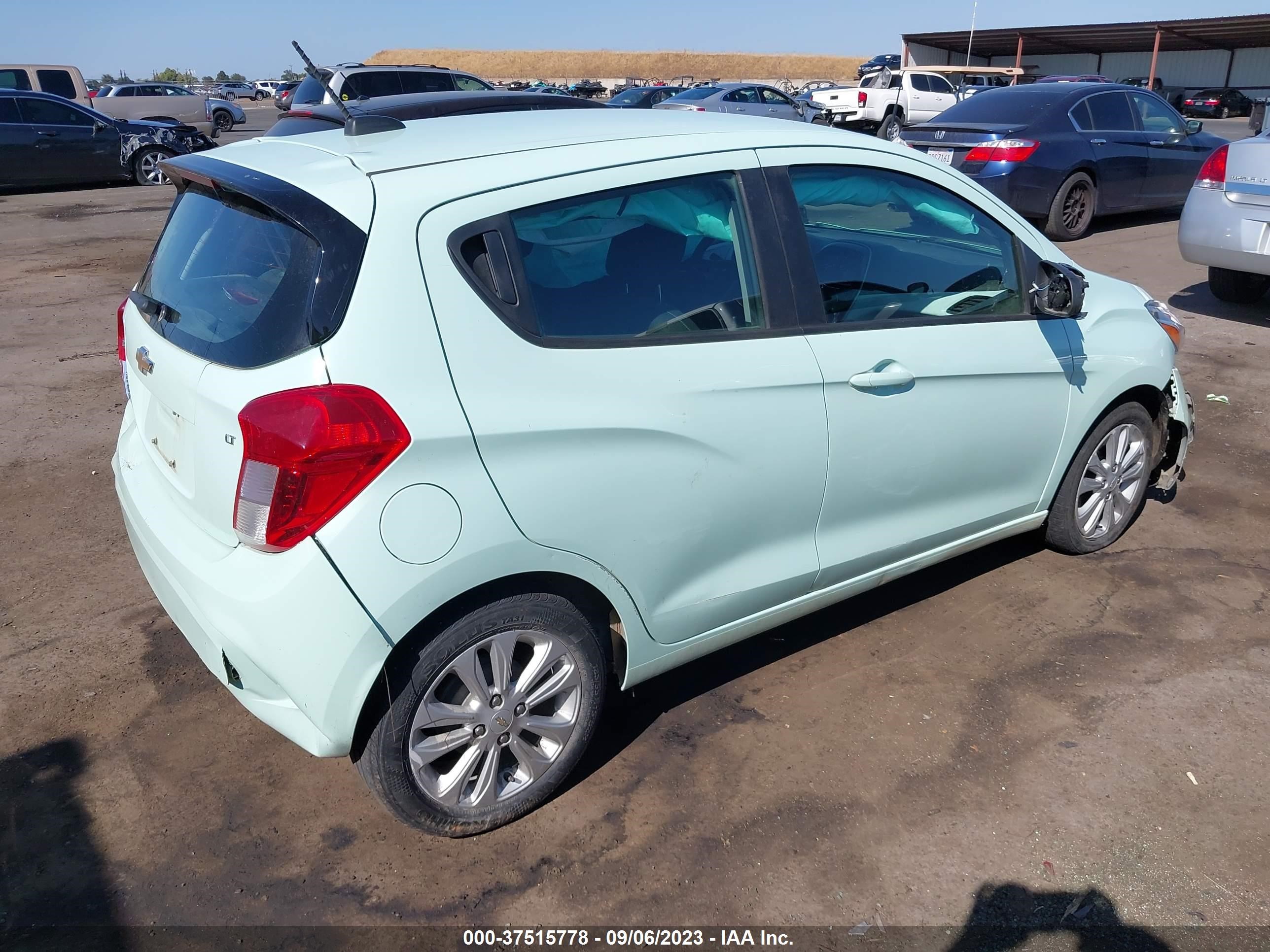 Photo 3 VIN: KL8CD6SA2JC471926 - CHEVROLET SPARK 