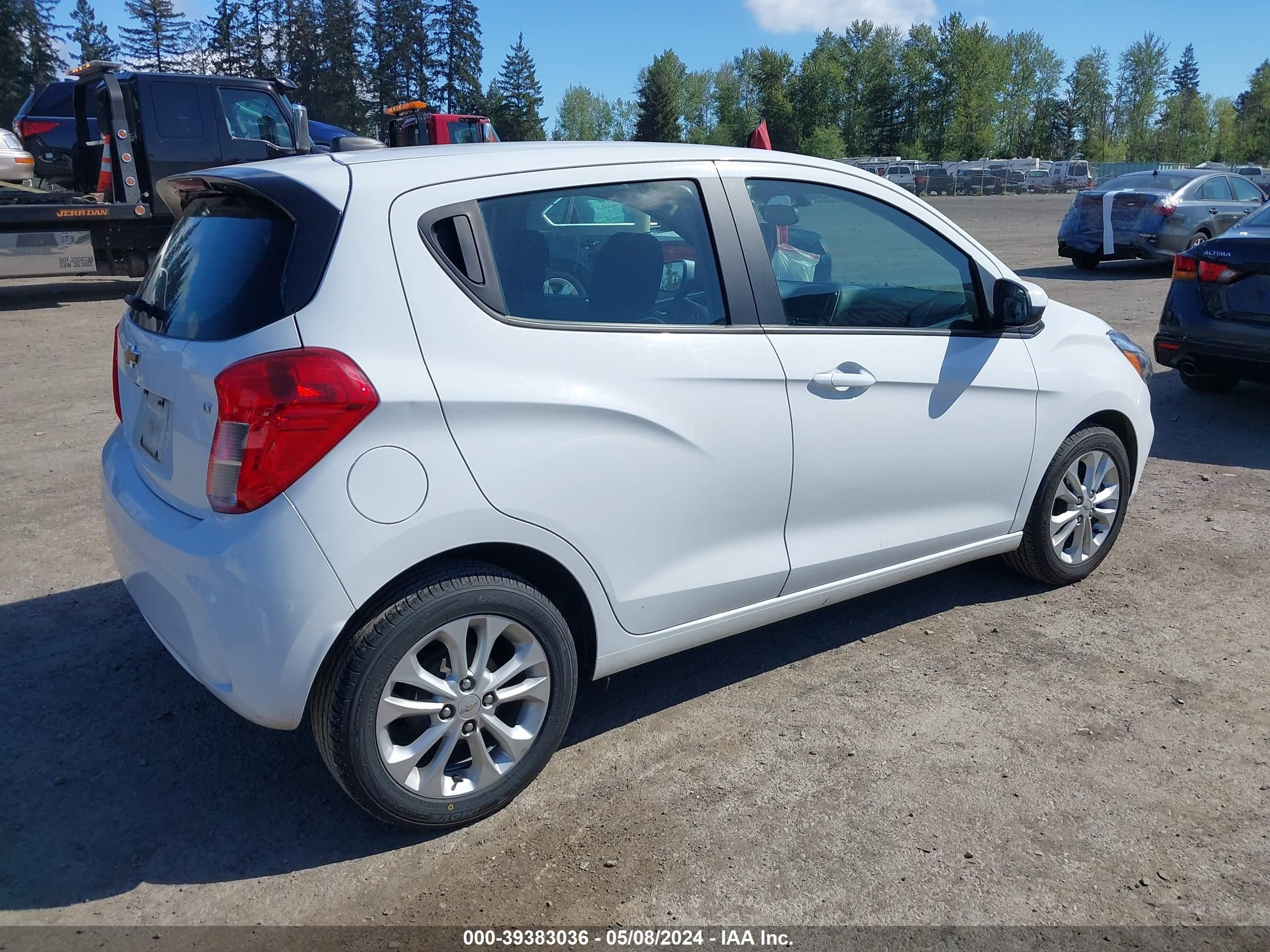 Photo 3 VIN: KL8CD6SA3MC741217 - CHEVROLET SPARK 