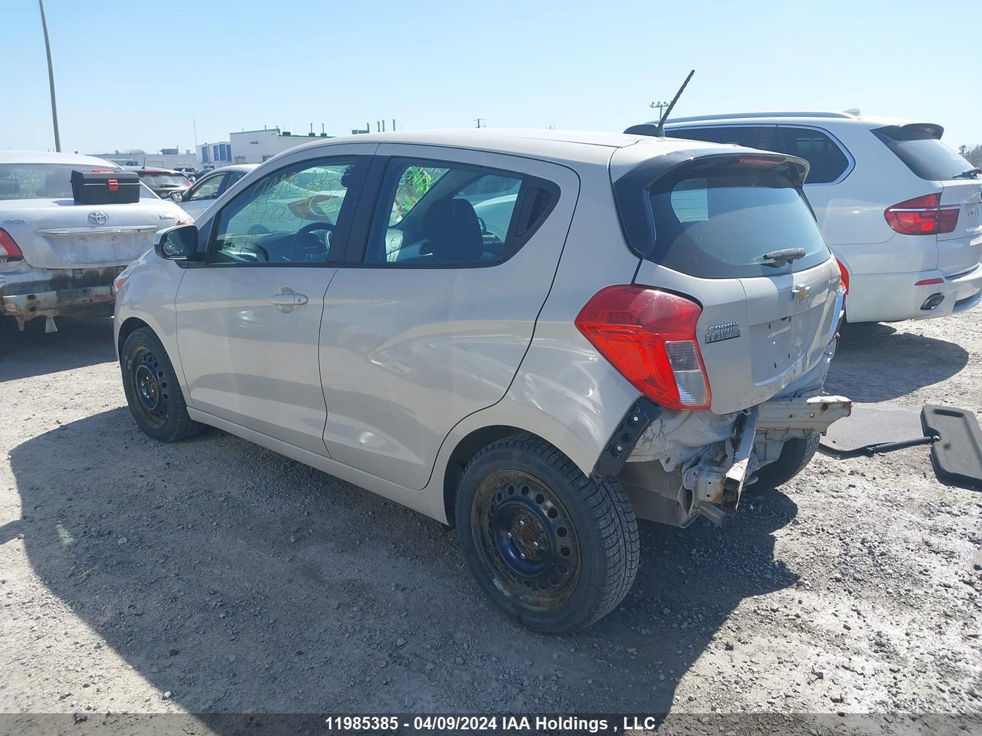 Photo 2 VIN: KL8CD6SA4HC772207 - CHEVROLET SPARK 