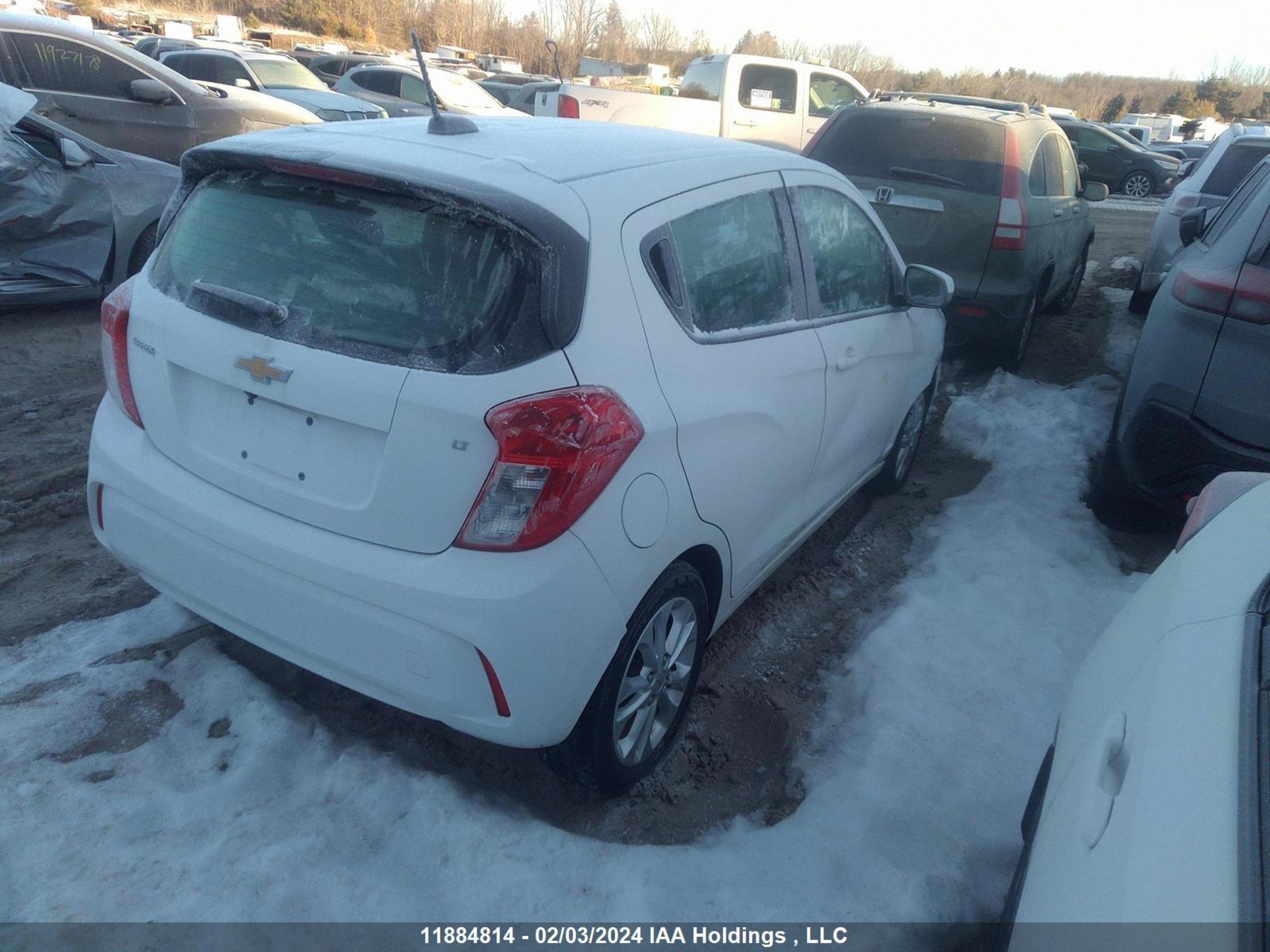 Photo 3 VIN: KL8CD6SA4KC748917 - CHEVROLET SPARK 