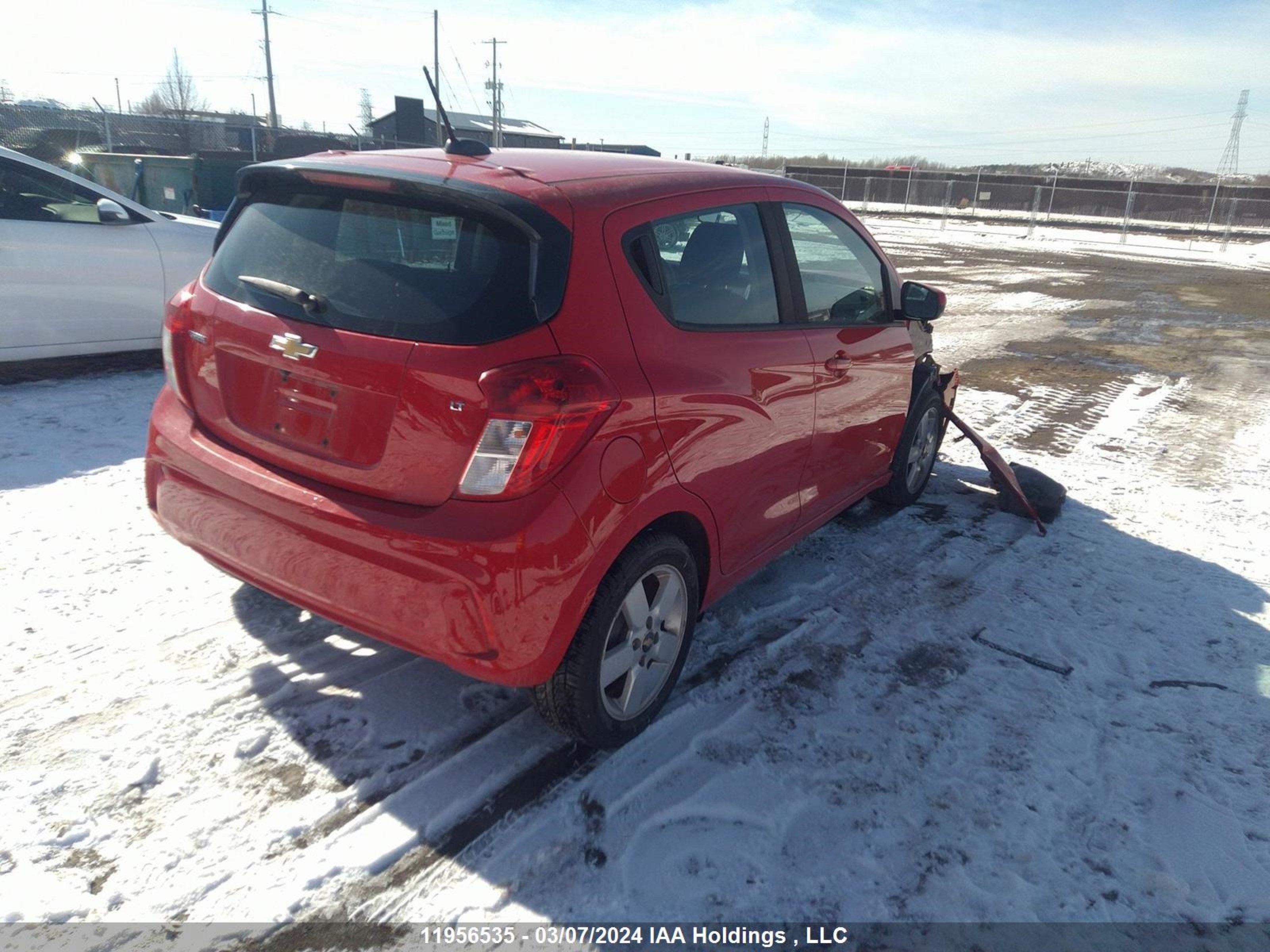 Photo 3 VIN: KL8CD6SA7JC444091 - CHEVROLET SPARK 