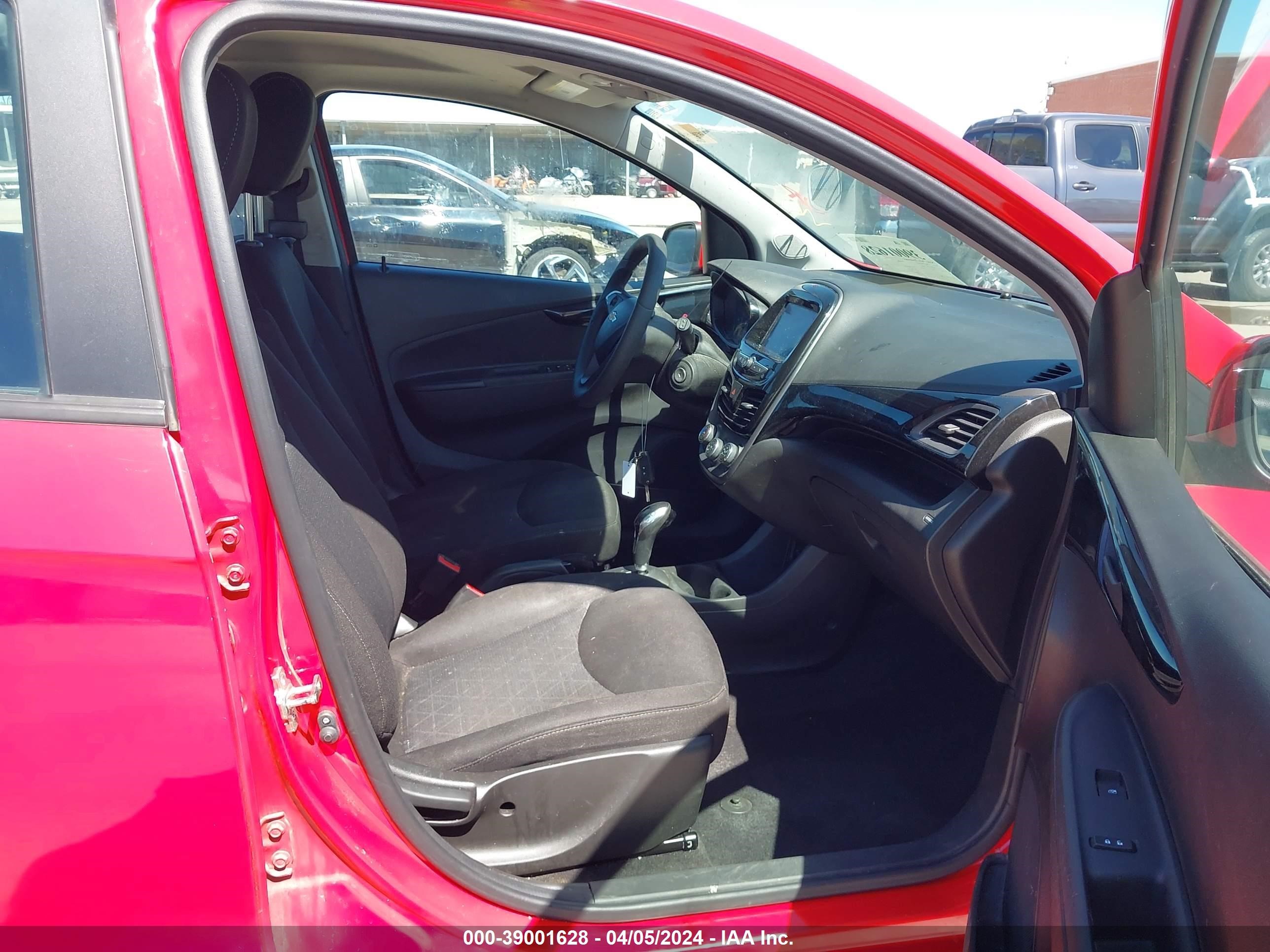 Photo 4 VIN: KL8CD6SA7KC728094 - CHEVROLET SPARK 