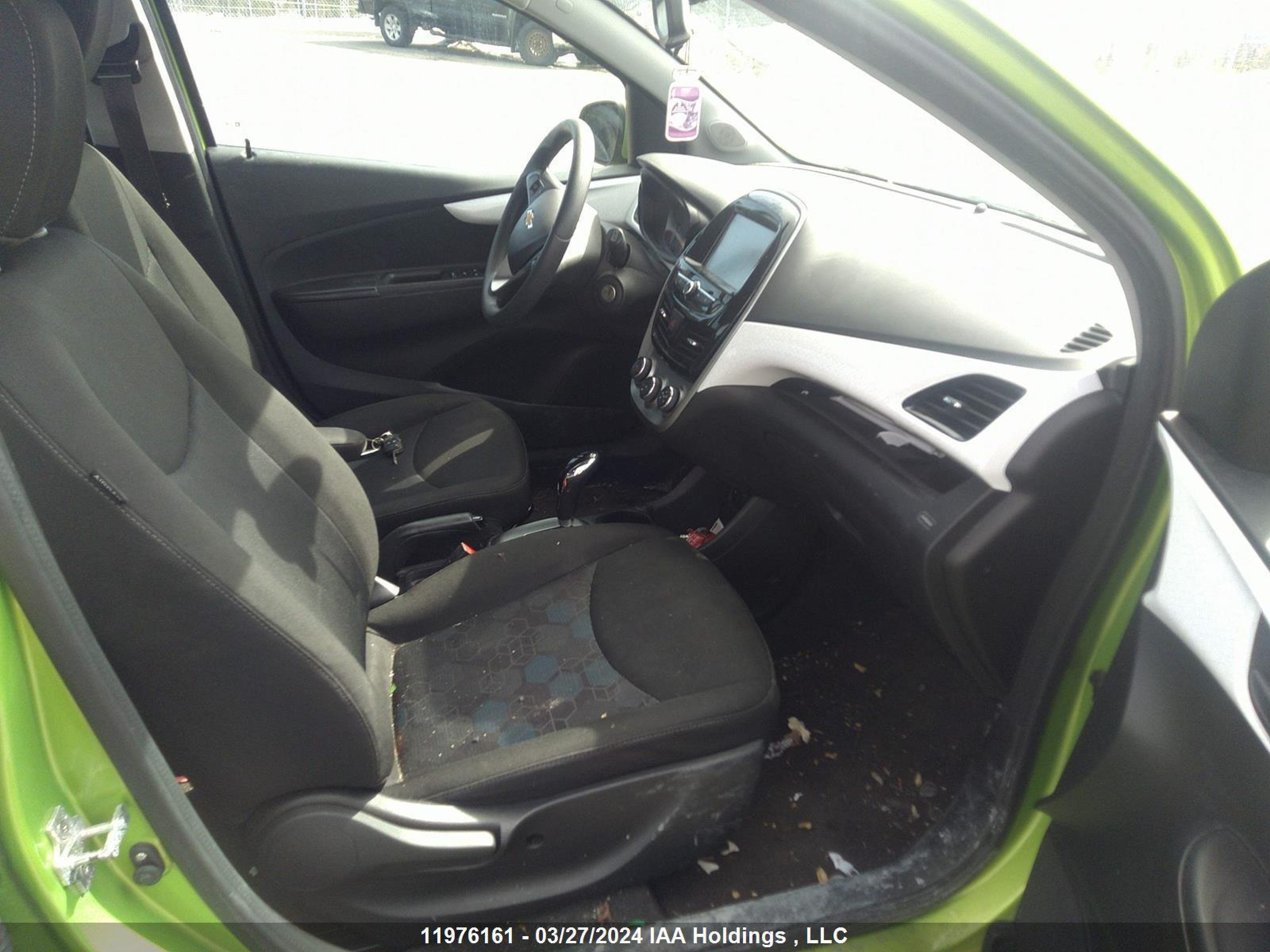 Photo 4 VIN: KL8CD6SA8GC584904 - CHEVROLET SPARK 