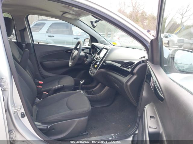 Photo 4 VIN: KL8CD6SA8GC596812 - CHEVROLET SPARK 