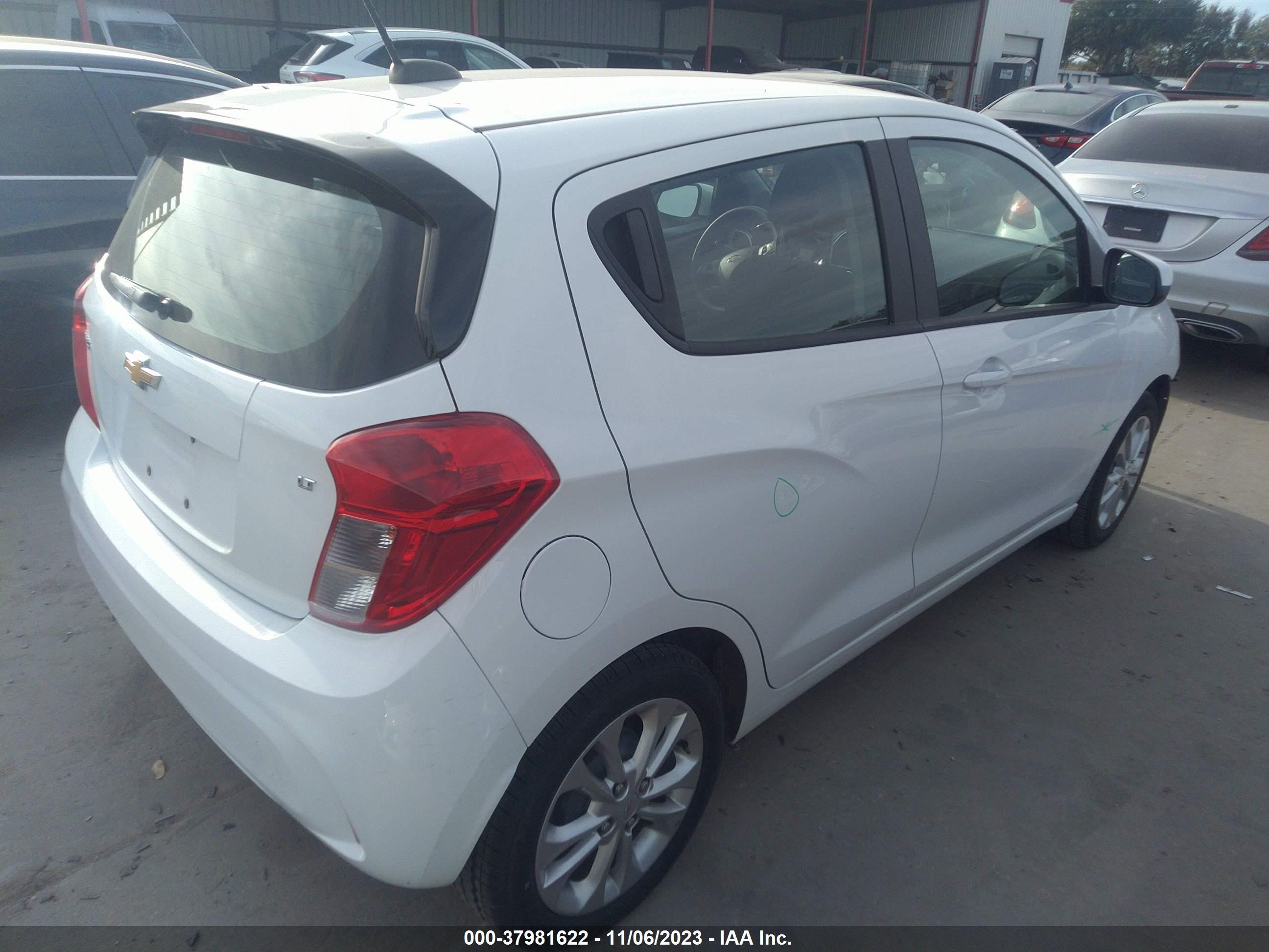 Photo 3 VIN: KL8CD6SA8MC728608 - CHEVROLET SPARK 