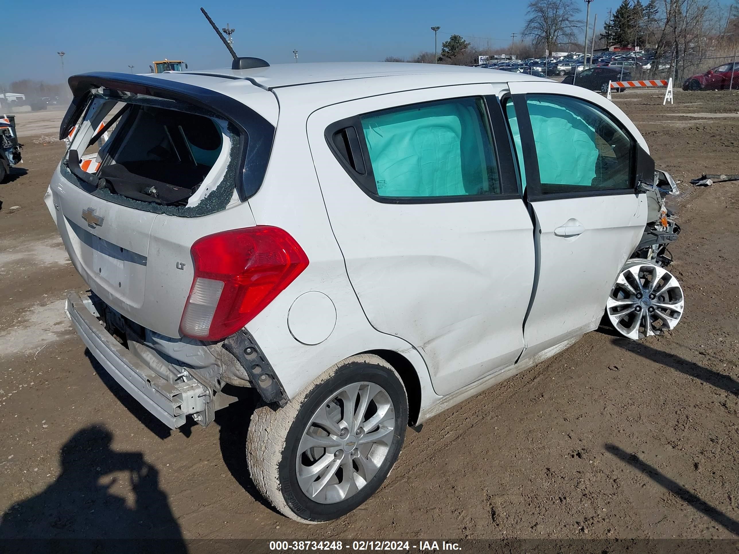 Photo 3 VIN: KL8CD6SA9LC448243 - CHEVROLET SPARK 