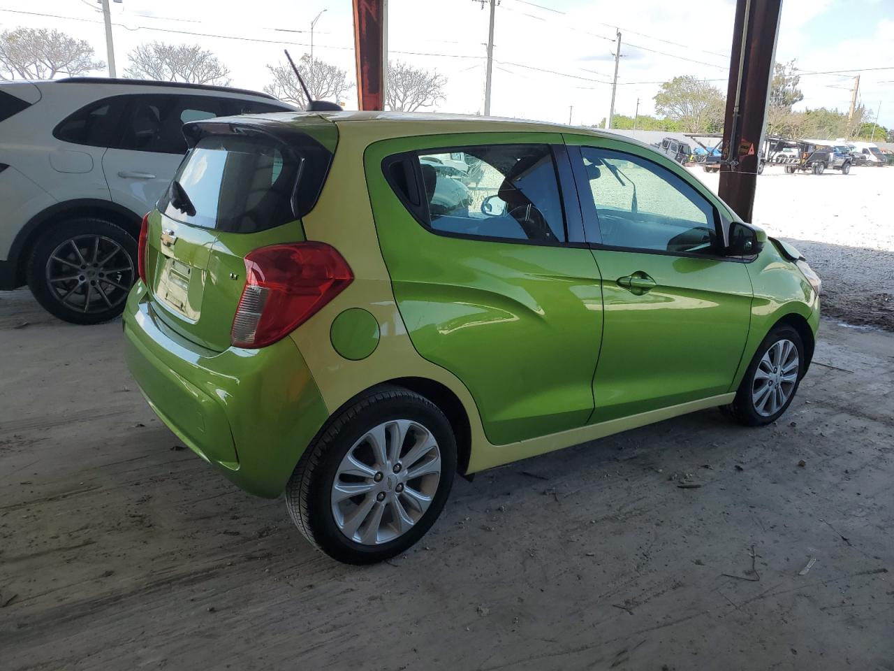 Photo 2 VIN: KL8CD6SAXHC722623 - CHEVROLET SPARK 