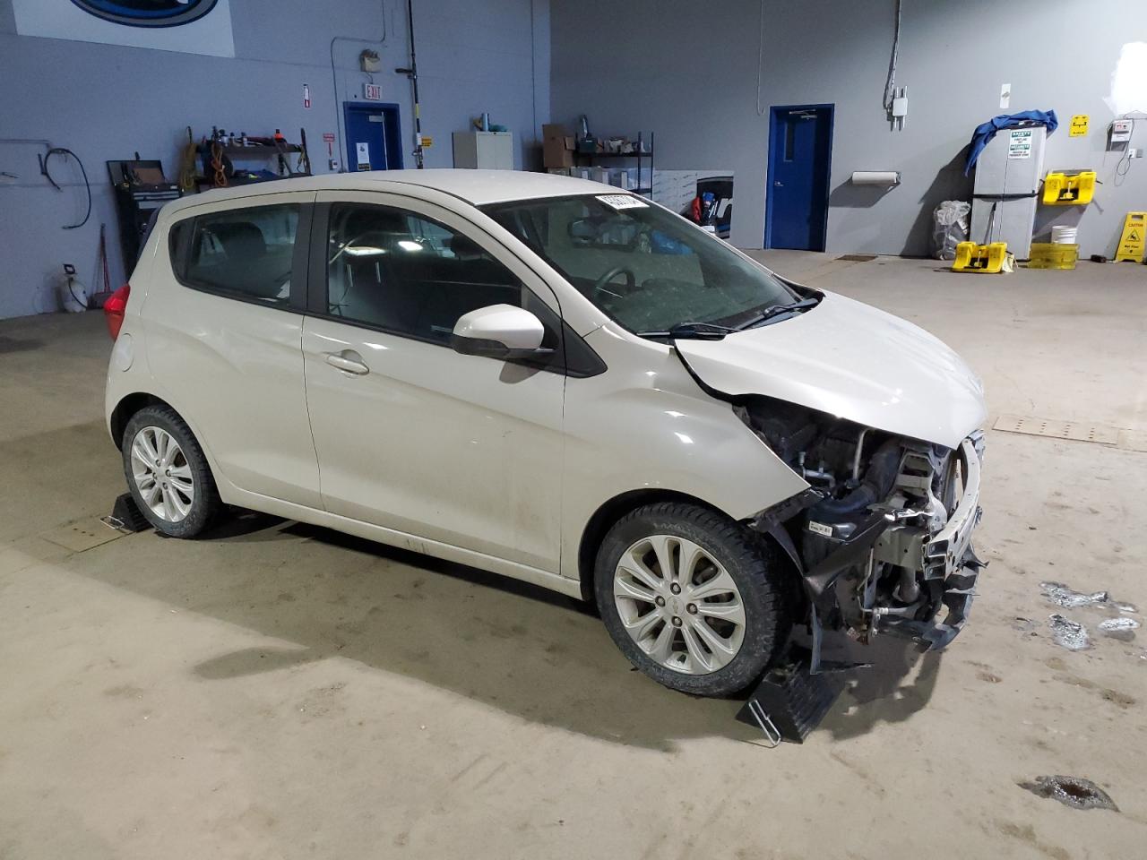 Photo 3 VIN: KL8CD6SAXJC442089 - CHEVROLET SPARK 