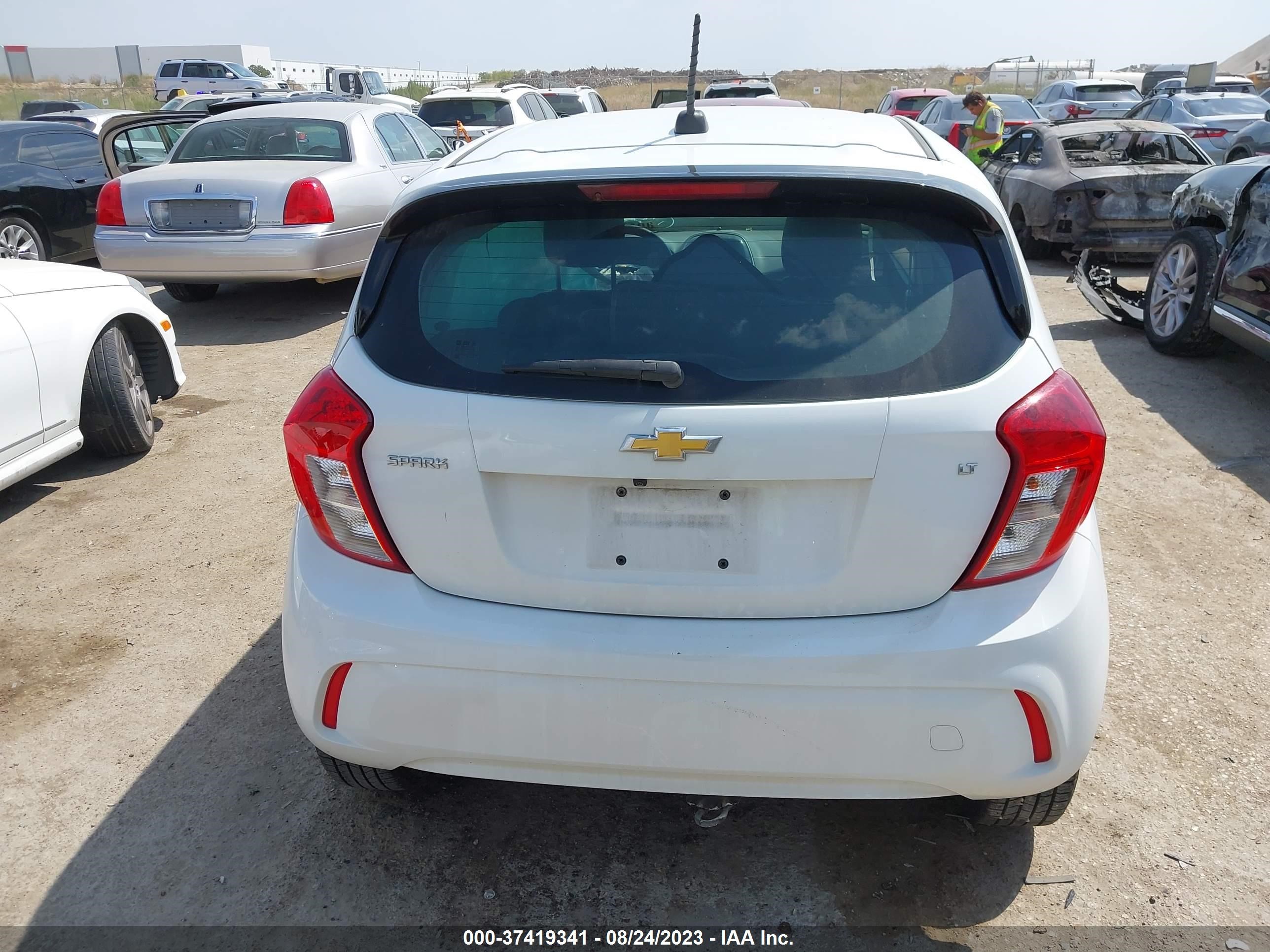 Photo 15 VIN: KL8CD6SAXLC450017 - CHEVROLET SPARK 