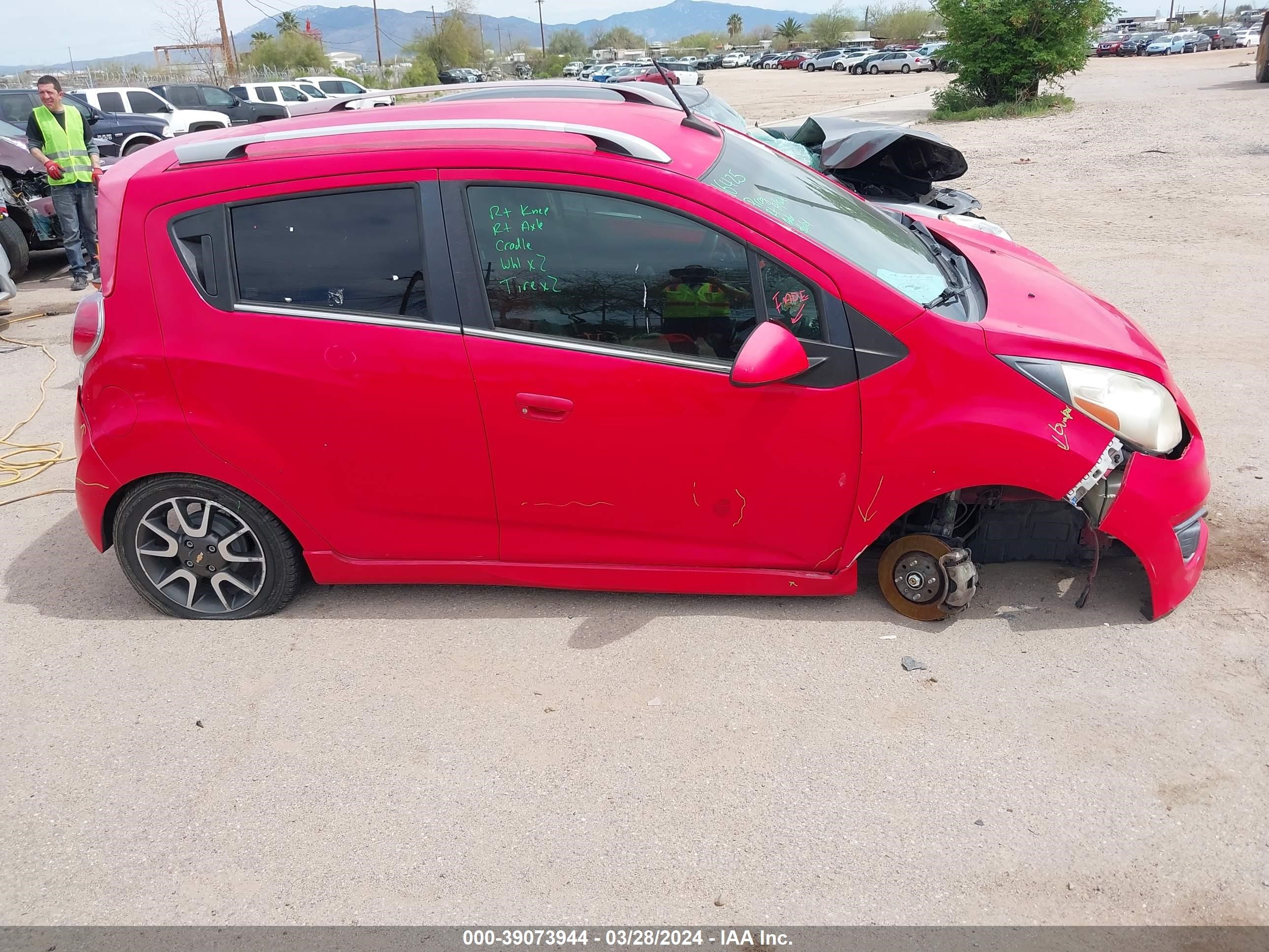 Photo 12 VIN: KL8CE6S97DC537894 - CHEVROLET SPARK 