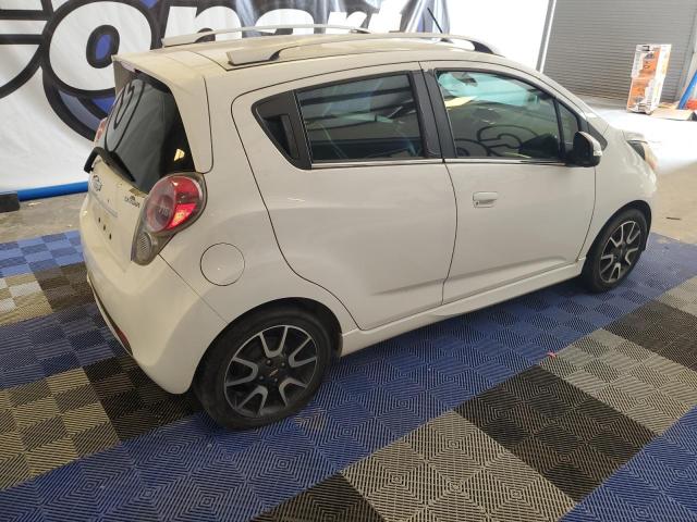 Photo 2 VIN: KL8CF6S93FC758635 - CHEVROLET SPARK 2LT 