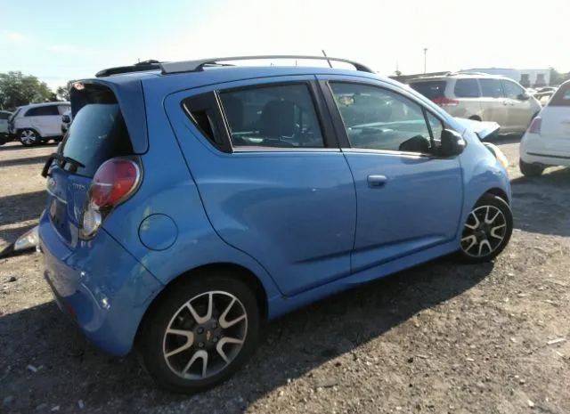 Photo 3 VIN: KL8CF6S94EC430865 - CHEVROLET SPARK 