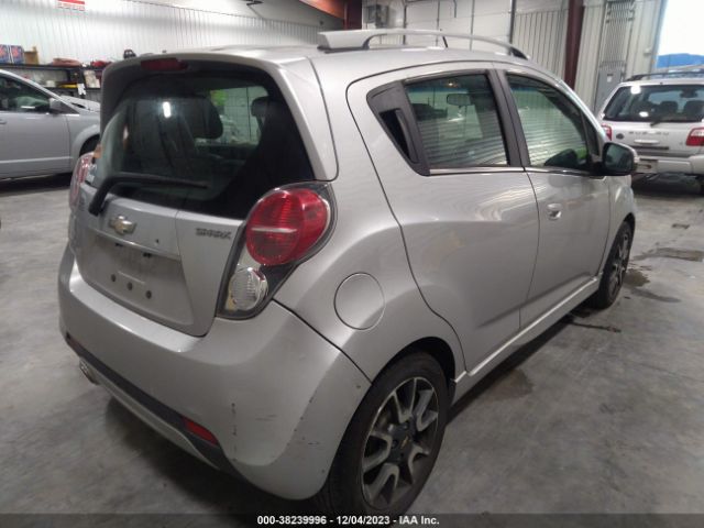 Photo 3 VIN: KL8CF6S94EC435662 - CHEVROLET SPARK 