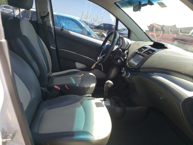 Photo 4 VIN: KL8CF6S94FC766940 - CHEVROLET SPARK 2LT 