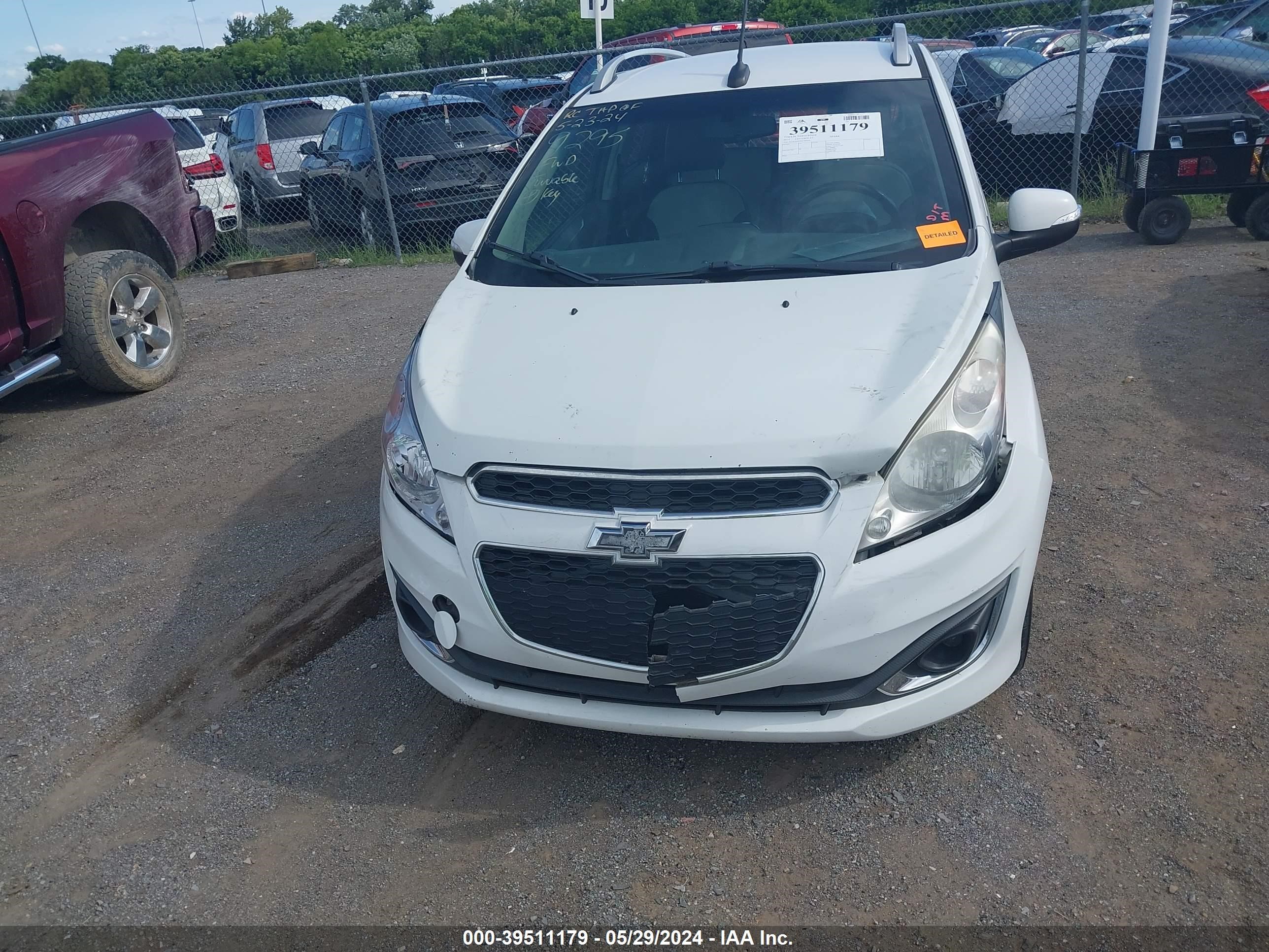 Photo 5 VIN: KL8CF6S98EC469295 - CHEVROLET SPARK 