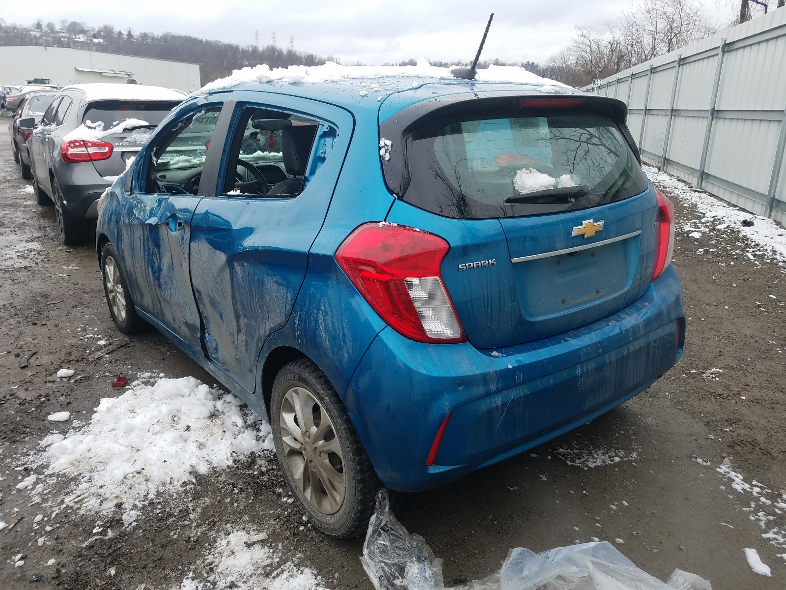 Photo 2 VIN: KL8CF6SAXKC738144 - CHEVROLET SPARK 