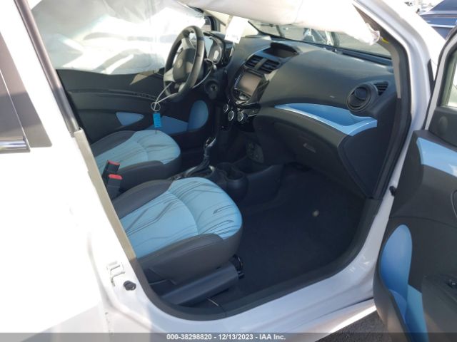 Photo 4 VIN: KL8CK6S05GC550139 - CHEVROLET SPARK EV 