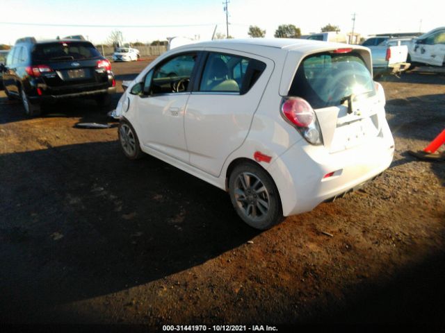 Photo 2 VIN: KL8CK6S05GC600781 - CHEVROLET SPARK 