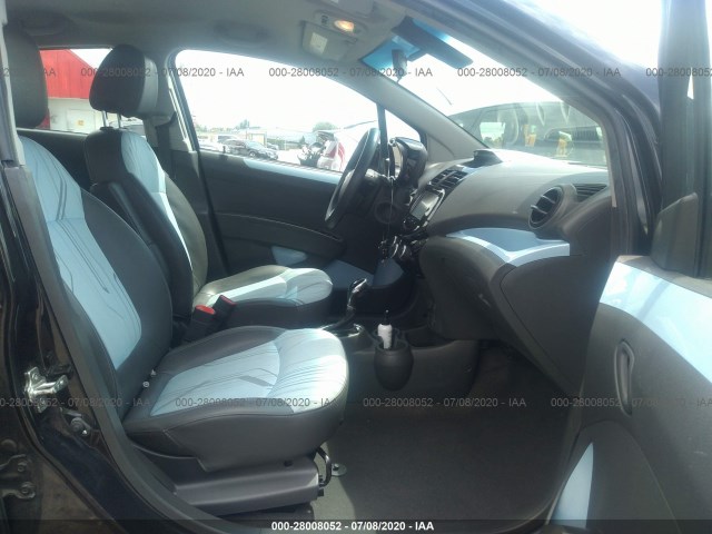 Photo 4 VIN: KL8CK6S05GC617208 - CHEVROLET SPARK EV 