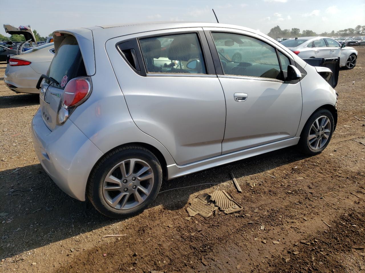 Photo 2 VIN: KL8CK6S07FC726011 - CHEVROLET SPARK 