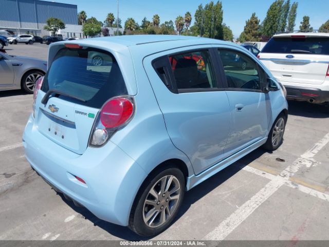 Photo 3 VIN: KL8CL6S00GC587404 - CHEVROLET SPARK 