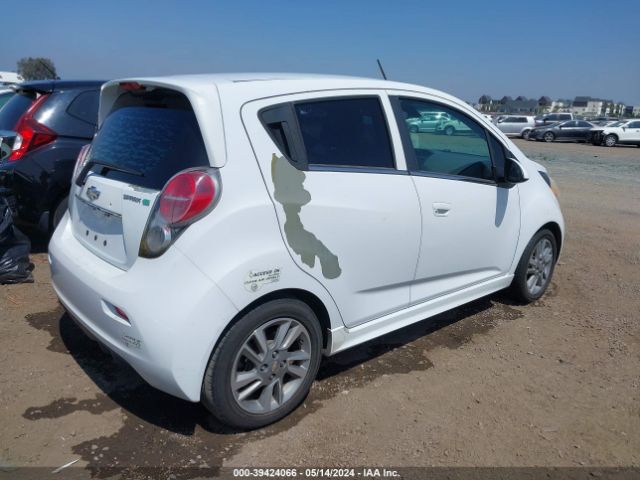 Photo 3 VIN: KL8CL6S02EC400063 - CHEVROLET SPARK EV 