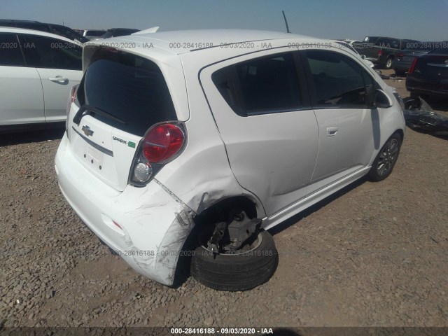 Photo 3 VIN: KL8CL6S02GC586268 - CHEVROLET SPARK-EV 