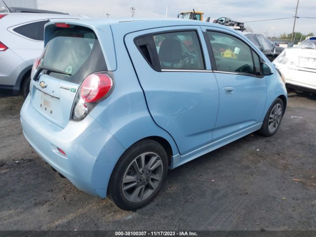 Photo 3 VIN: KL8CL6S03FC704505 - CHEVROLET SPARK EV 