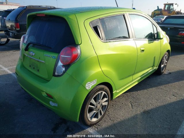 Photo 3 VIN: KL8CL6S04FC760923 - CHEVROLET SPARK EV 