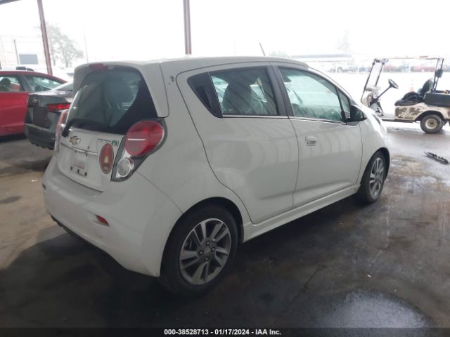 Photo 3 VIN: KL8CL6S09GC570200 - CHEVROLET SPARK EV 