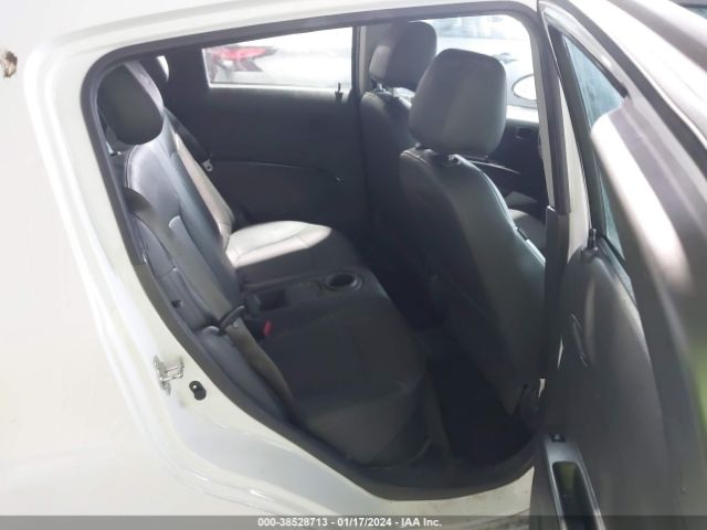 Photo 7 VIN: KL8CL6S09GC570200 - CHEVROLET SPARK EV 