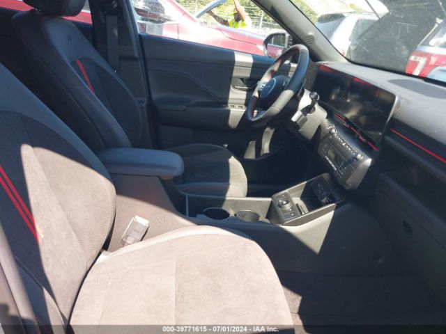 Photo 4 VIN: KM8HA3A35RU068239 - HYUNDAI KONA 