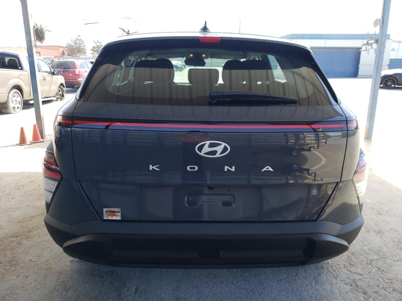 Photo 5 VIN: KM8HA3AB0RU106693 - HYUNDAI KONA 