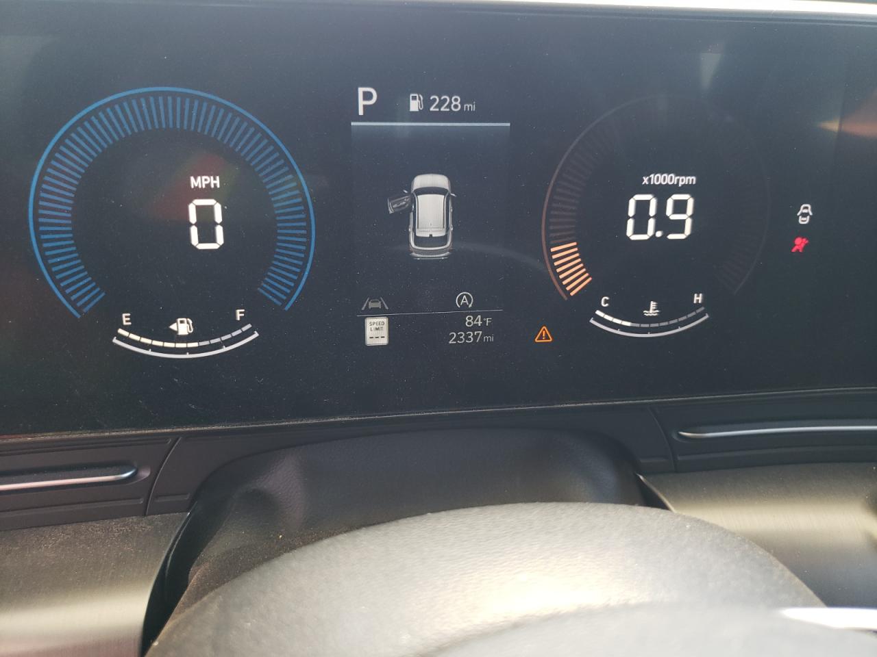 Photo 8 VIN: KM8HA3AB0RU106693 - HYUNDAI KONA 