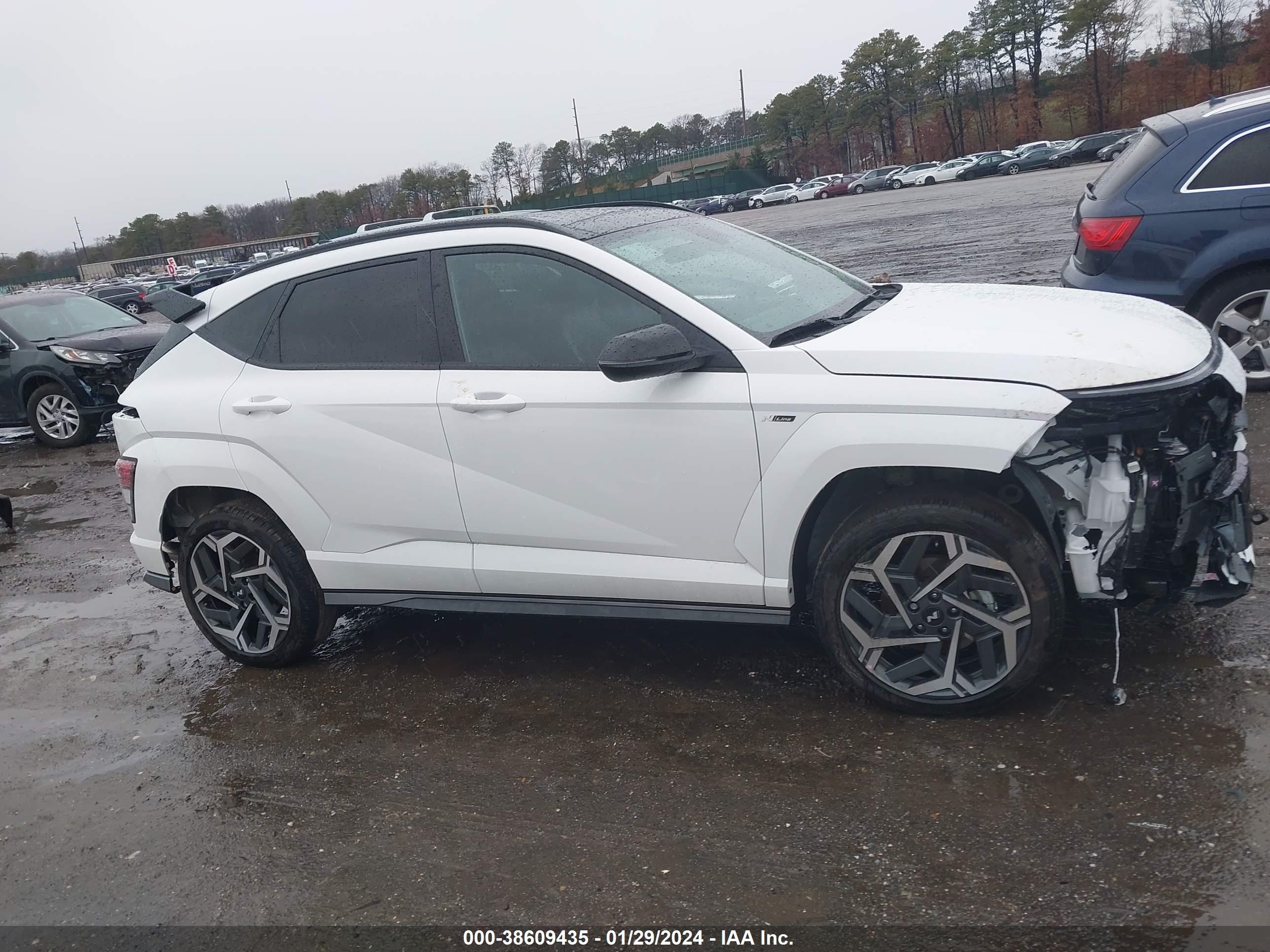 Photo 12 VIN: KM8HACA34RU032316 - HYUNDAI KONA 