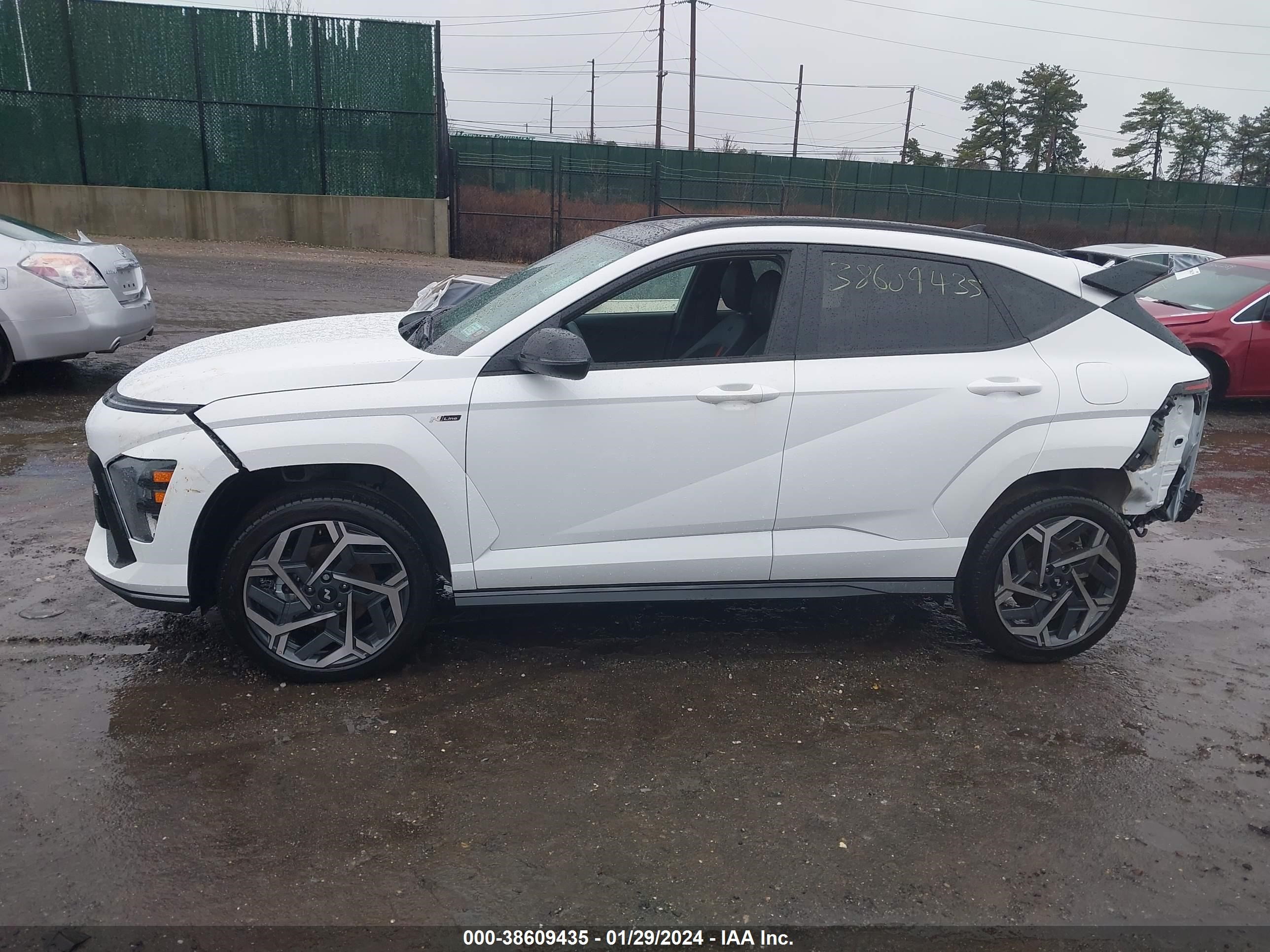 Photo 13 VIN: KM8HACA34RU032316 - HYUNDAI KONA 