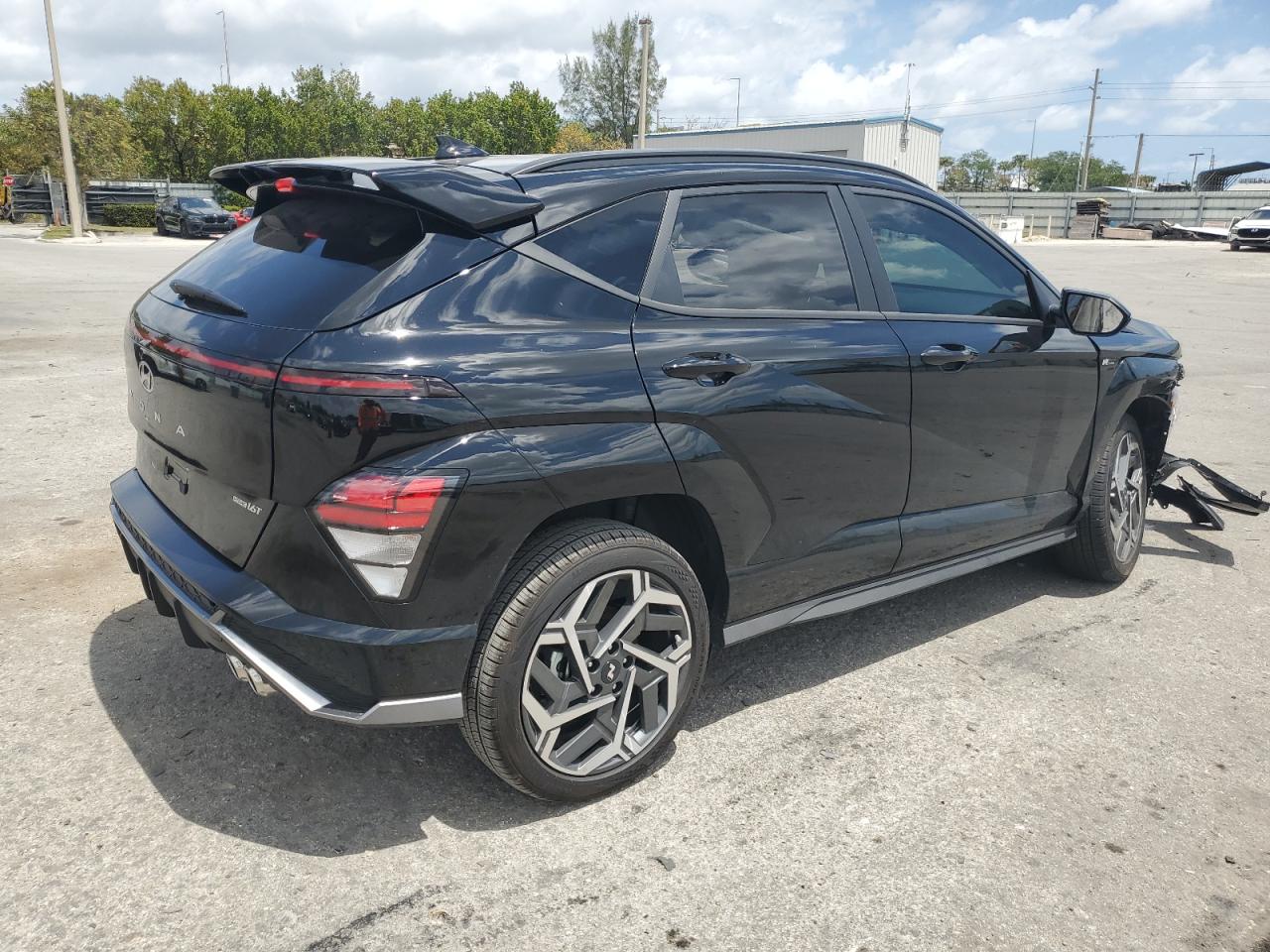 Photo 2 VIN: KM8HACA38RU081308 - HYUNDAI KONA 