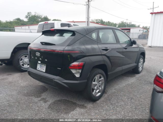 Photo 3 VIN: KM8HACAB1RU124801 - HYUNDAI KONA 