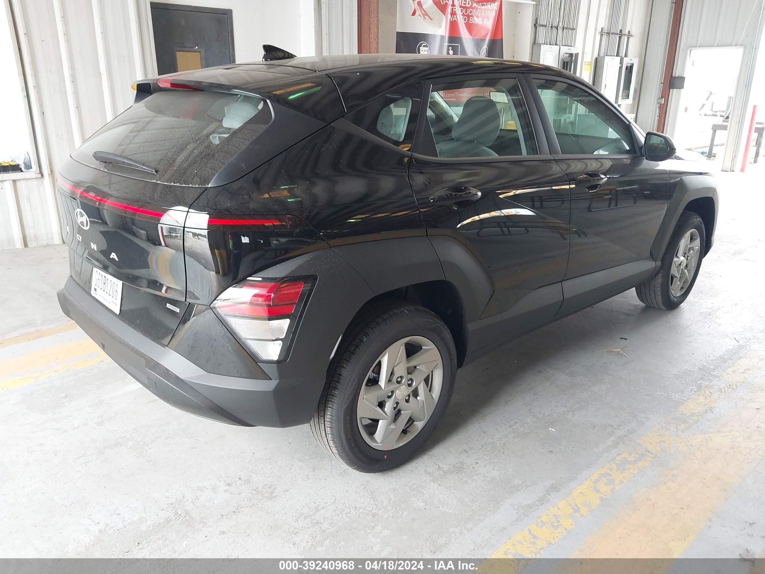 Photo 3 VIN: KM8HACAB2RU126234 - HYUNDAI KONA 