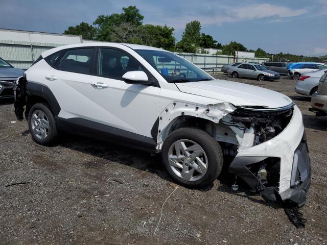 Photo 3 VIN: KM8HACAB5RU046121 - HYUNDAI KONA SE 