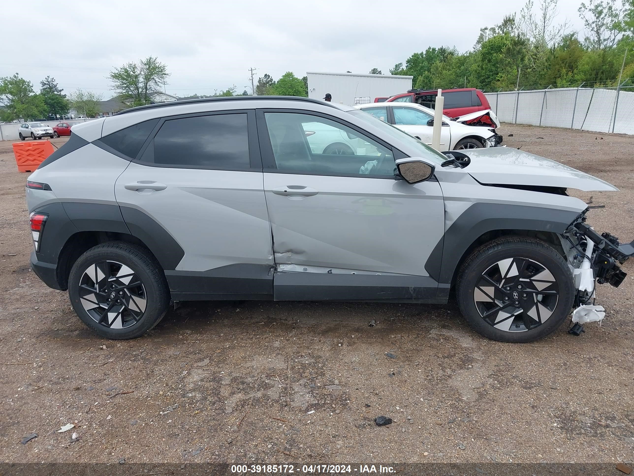 Photo 11 VIN: KM8HB3AB1RU083180 - HYUNDAI KONA 