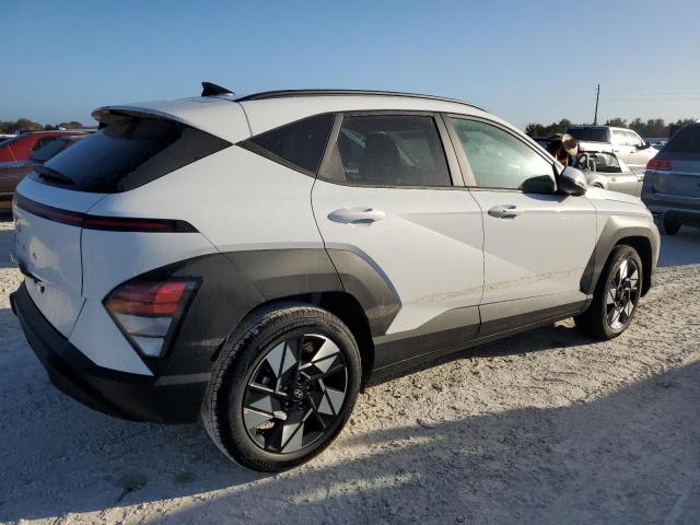 Photo 2 VIN: KM8HB3AB3SU200957 - HYUNDAI KONA SEL 