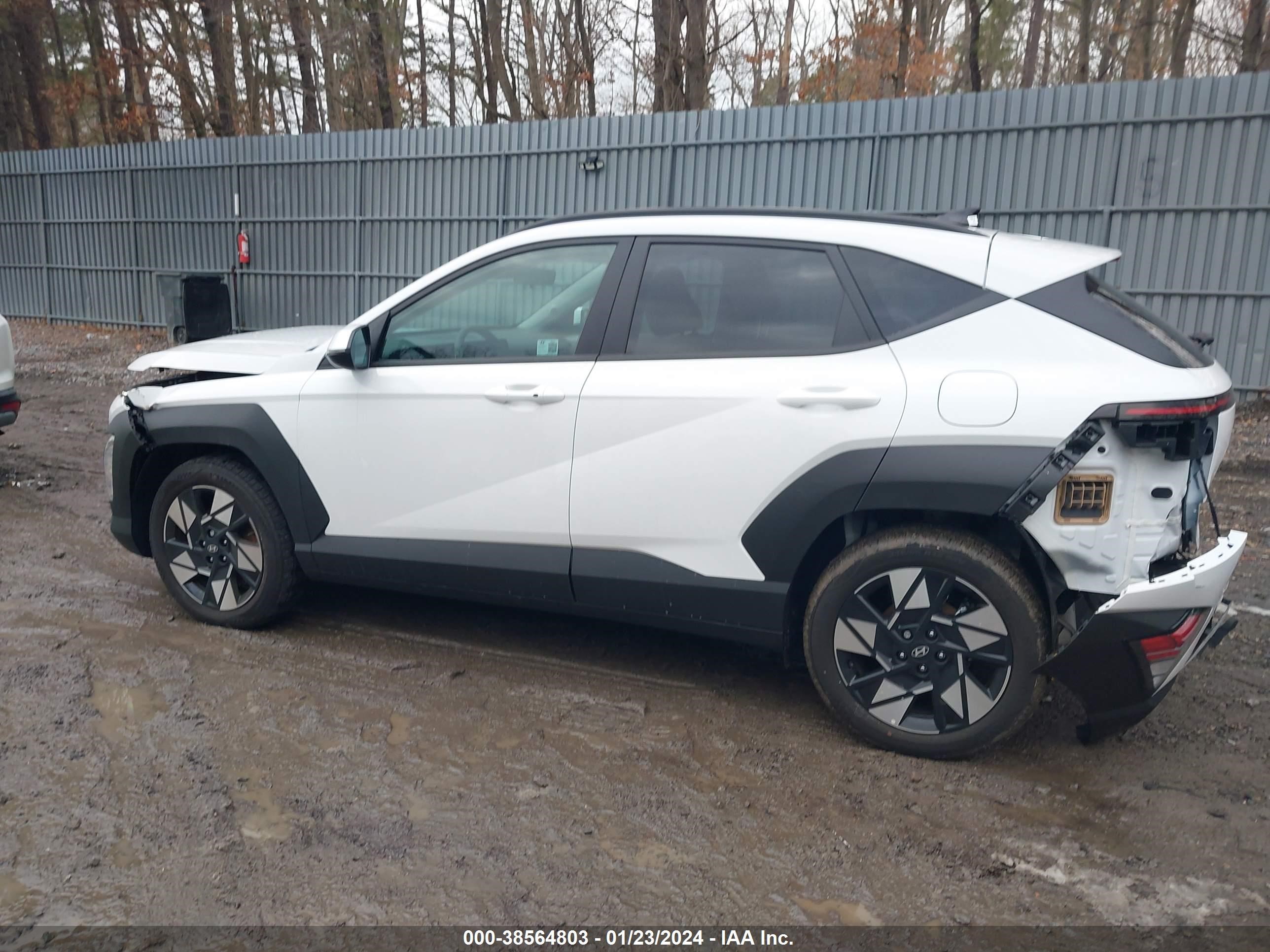 Photo 13 VIN: KM8HB3AB6RU054192 - HYUNDAI KONA 