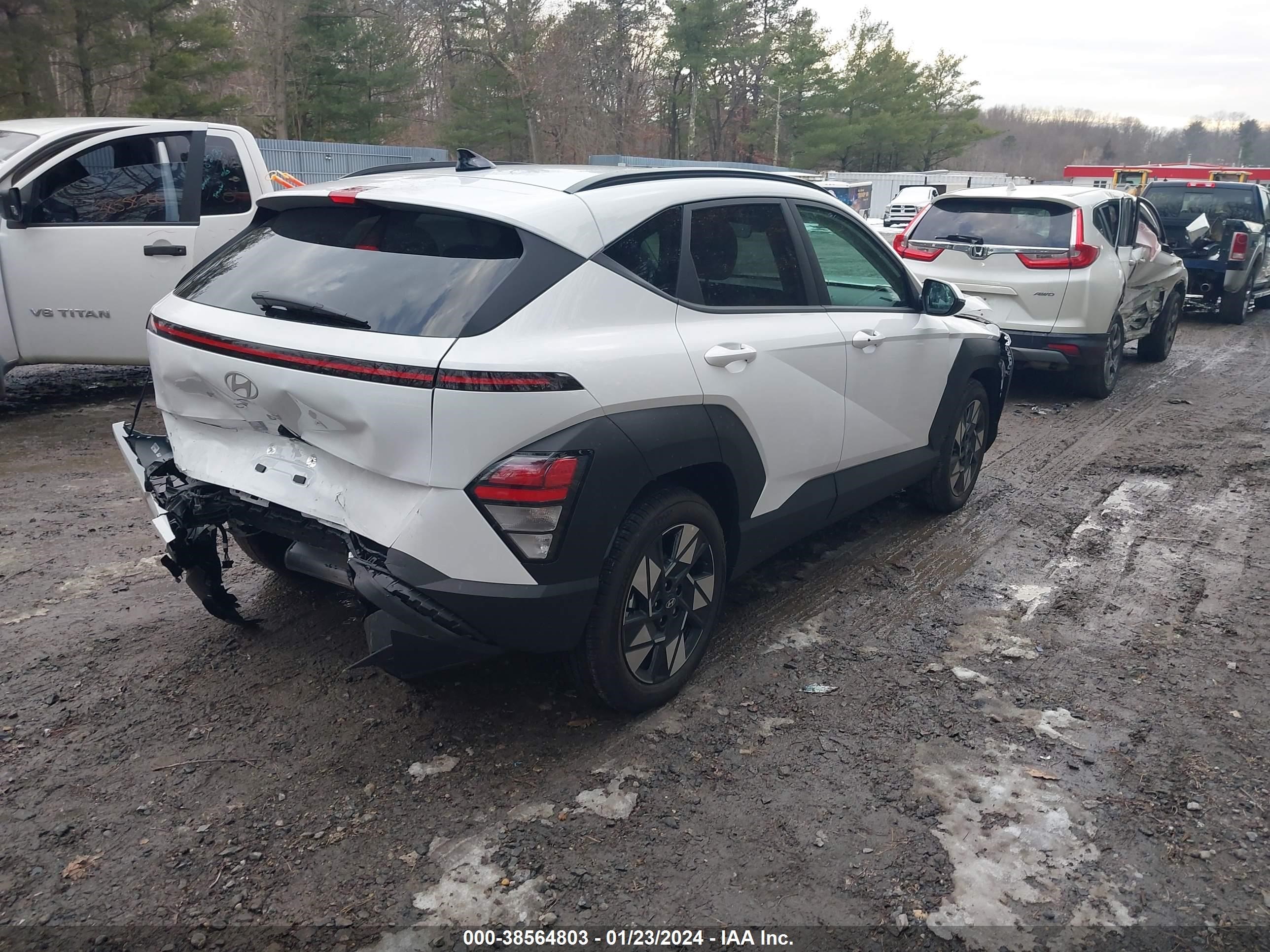 Photo 3 VIN: KM8HB3AB6RU054192 - HYUNDAI KONA 