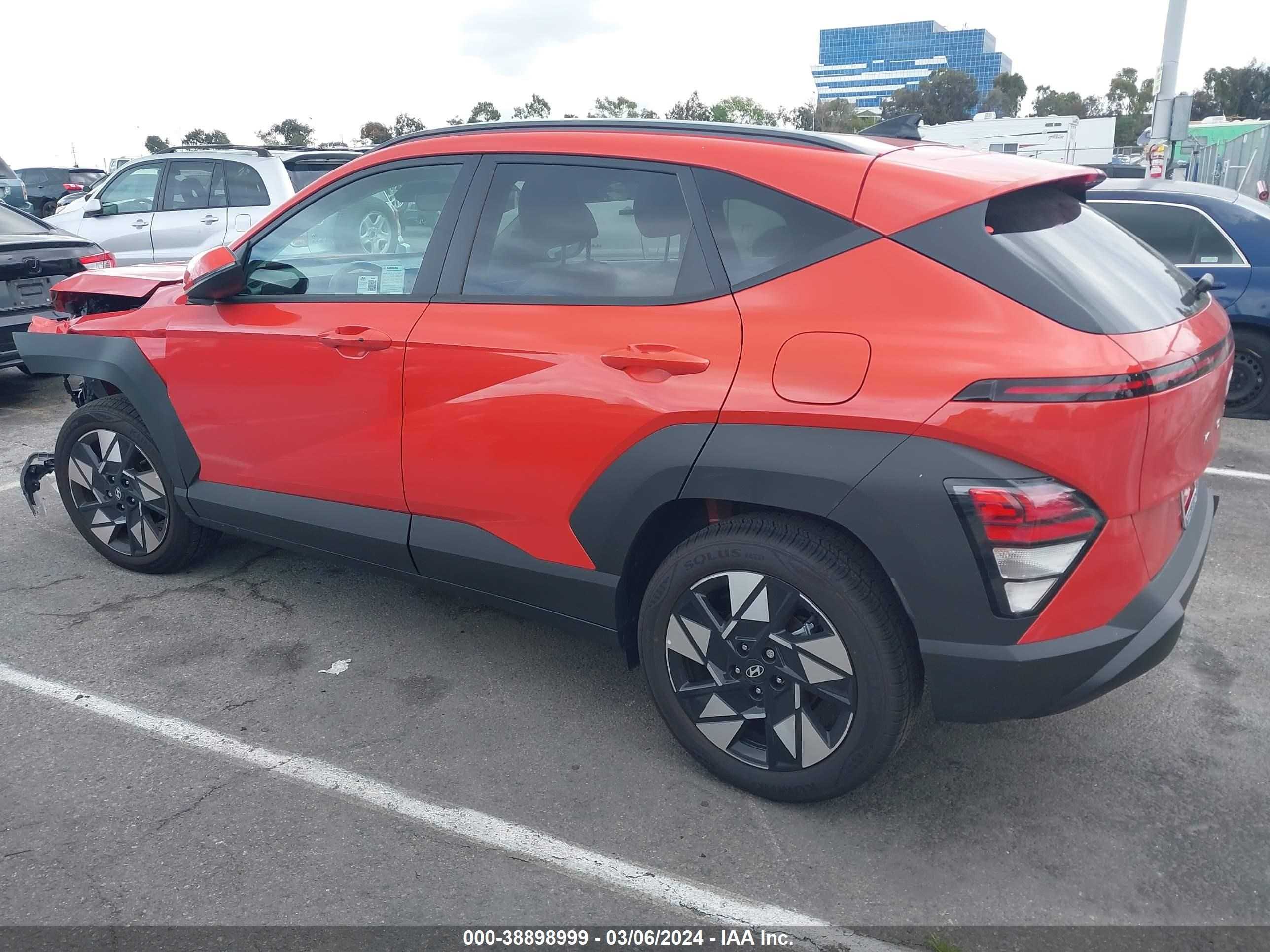 Photo 13 VIN: KM8HB3ABXRU057516 - HYUNDAI KONA 