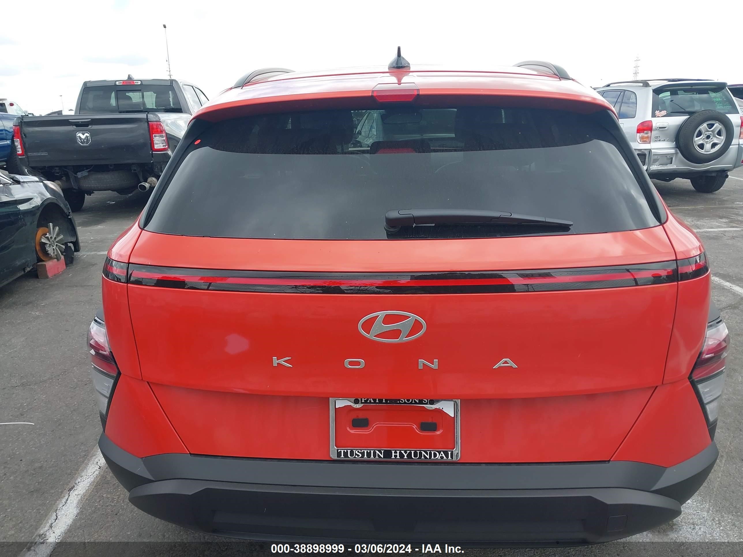 Photo 15 VIN: KM8HB3ABXRU057516 - HYUNDAI KONA 